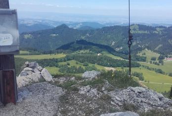 日本九州-熊本市区-熊本城-熊本熊广场-水前寺成趣园-精品游【专业行程定制，精选热门景点，高效游玩不走回头路，贴心服务保障，轻松】