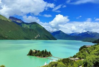 林芝巴松措+卡定沟天佛瀑布一日游【神游巴松错 问道卡定沟】【优势：景区直通车，更多景区游玩时间】