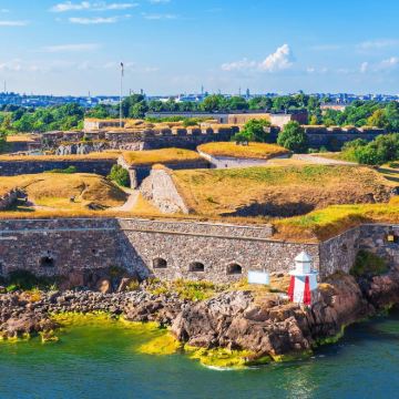 芬兰赫尔辛基+芬兰堡+露天自由市场+西贝柳斯公园包车游