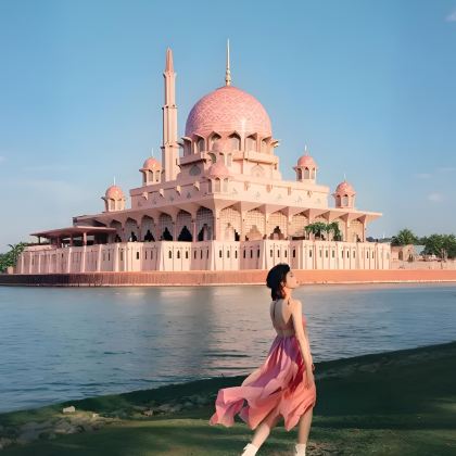 布城粉红清真寺+马六甲一日游【中文司机接送】【包车可选】