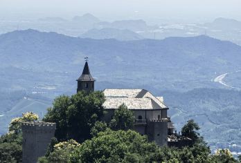莫干山一日活动【私家小团+专车上山无需换乘+全程陪同讲解】【[舒适出行]莫干山景区内全程专车游玩，无需换乘园内交通，专车直达核心景点（接驳车辆为全系车型）】
