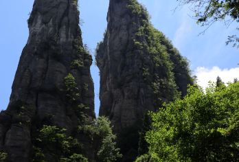 湖北恩施大峡谷+七星寨包车一日游可英文服务【可提供英文及小语种导游服务-往返接送-可选导游-可代订门票】