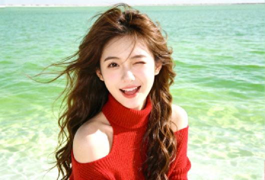 察尔汗盐湖半日游【市区接送纯玩+早午班次任选+每日发团】【[安心出游]20年老牌地接社自营车队市区内上门接送 让您出行无忧 土著领队风趣幽默】