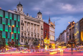 捷克布尔诺卷心菜市场+自由广场+斯皮尔博城堡+图根哈特别墅【品质出游】