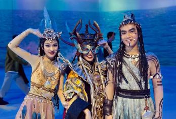 青岛寻梦沧海+帆船自由行+可漫步浮山湾灯光秀打卡【[青岛必选]体验帆船 畅享近30分钟的海上风光！】