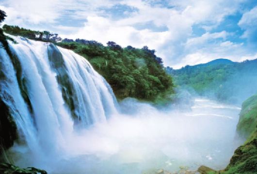 黄果树景区+飞越黄果树瀑布-360极限飞球一日游|上门接送【[精品小团]天天发团有保障：无需久等，提前一天即可预订，师傅会主动联系确认行程，出行无忧 。】