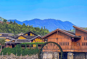 【邂逅云水谣】-云水谣1日游【市区酒店接送+多套餐可选】【◆[行程亮点]走进世界文化遗产地，探秘土楼的前世今生；深度体验客家文化和土楼文化的魅力~~~】