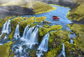 冰岛雷克雅未克往返-纯黄金圈路线-可追极光可多日-包车-精选【专属客服和本地中文司机，一家一团包车】