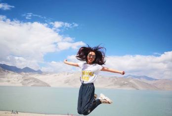 新疆喀什+帕米尔高原+喀拉库勒湖+白沙湖一日游+可选小团【[优选行程]出行更省心，保证每天都发团，带您打卡帕米尔高原风景，拒绝走马观花式旅游，景区畅玩】