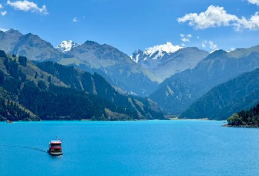 天山天池+南山牧场一日游【包车游】【1，达人带队，精选线路，深度体验，创新玩法，贴心管家，摄影帮手，路上美景随走随停！】