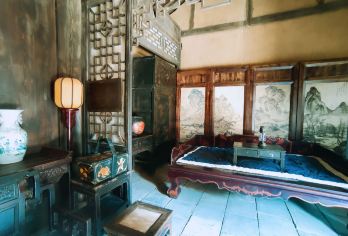 西安:小南门早市+陕西历史博物馆+大唐不夜城|导游|包车F【全程中文/英文/俄语/各种小语种服洒务，沟通无障碍，景点可调,多种车型可选】