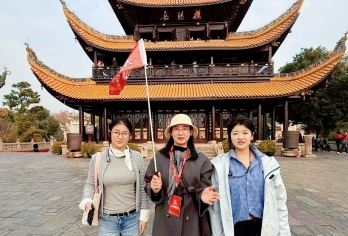 岳阳楼讲解/大笙说严选讲师·含门票·8人小团·多场次可选【[品牌认证]大笙说严选讲师，专注服务，全程精讲1.5H】