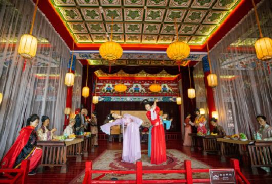 【不含票】猩咖说滕王阁拼团文史大咖1.5H人工讲解【[大咖讲师]文史大咖深度讲解滕王阁，全程精华讲解，拒绝走马观花】