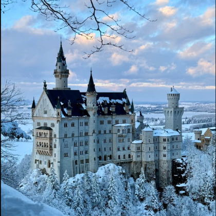 慕尼黑往返 林德霍夫宫+上阿默高博物馆+新天鹅堡+景点可调