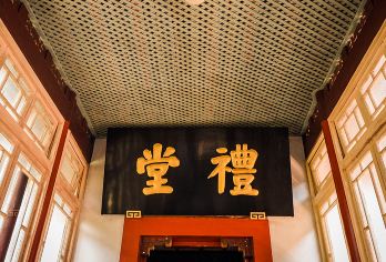 南京总统府+大报恩寺+外秦淮河游船+夫子庙+中山陵一日活动【28成人小团（节假日除外）+含门票+专业导游讲解+返程送老门东】