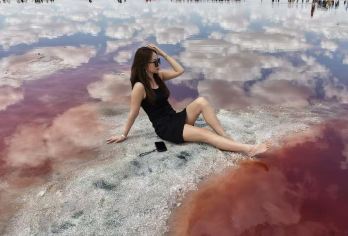 中卫沙坡头腾格里沙漠五湖穿越一日游一价全含【[行程自由][赠送航拍][赠送鞋套]】