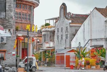 广州番禺岭南印象园+余荫山房+沙湾古镇一日游+私家团上门接送【私家旅行：一单一团，不拼客，专属旅行 品质服务：车上门接送，专职司机护航】