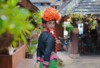 景迈山+翁基古寨+糯干古寨一日游【1人发团，景迈山上门接送】【[深度解读]世界遗产古茶林、千年古寨、土著民族风俗】