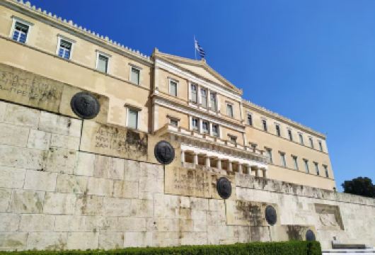 希腊雅典精品一日游【历史深度 + 梦幻景观” 双主题联动，一天内实现 “厚重历史” 与 “浪漫美学” 的双重体验】