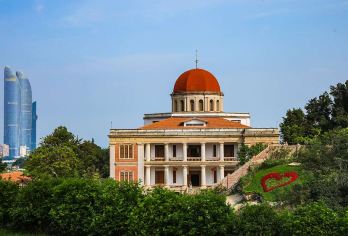 厦门鼓浪屿一日游【鼓浪屿船票+专业导游讲解+大巴车免费接】【纯玩无套路，吉时票，上午上岛游玩更充分，时间自由，含酒店到码头车接】