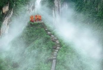 边城茶峒景区+矮寨大桥+德夯大峡谷天问台+矮寨悬崖栈道一日游【上门接送/2-6人/无自费/无购物】