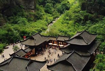 重庆天生三桥+仙女山森林公园+乌江画廊一日游【2-8人小团】【[8人精致套餐]游客不超过8人，特别增加乌江赤壁观景台观景，人数少行程更自在】