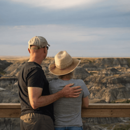 德拉姆黑勒私人专属一日游，包含博物馆、石柱群、马蹄峡谷和恐龙