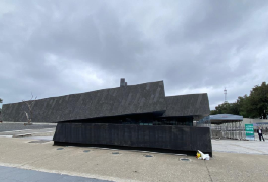 七三一遗址讲解半日游【2-15人小团+芳华说品牌深度讲解】【[芳华说]品牌讲师团含耳机】