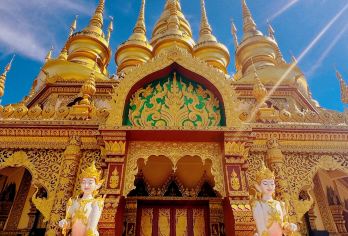 西双版纳勐泐文化旅游区一日游【酒店接送+睡醒出发+孔雀放飞】【下单前，您在乎品质，下单后您在乎服务，您在乎的我更在意，一站式服务永不掉线，良心商家从不缺席】