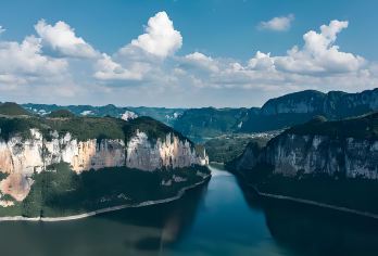 重庆乌江画廊+蚩尤九黎城（千里乌江|百里画廊|苗族传统文化）【专车接送|行程可调|可定制行程】