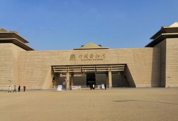 开封博物馆2小时大咖老师专业讲解【代约门票、蓝牙耳麦】【小团深度讲解 | 享受2小时以上的精品小团深度讲解，确保每位游客都能清晰收听。】