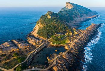 台北出发｜野柳 & 九份 & 十分 & 黄金瀑布一日游【台北出发/拼团游/奇岩海岸自然奇观，天灯老街寄托心愿。山城古巷，双色海景，惬意北部海岸之旅！】