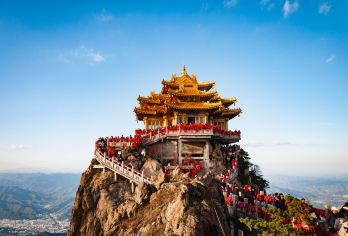 老君山纯玩  1日（郑州出发）【不包索道】【游览5A景区+赏峰林美景+感受气势雄伟*纯玩一日！】