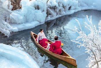 庆州冰冻王国之旅：国民疗愈公园+庆州古迹一日游 (釜山出发)【庆州国家疗养公园｜白雪覆盖的仙境中，可体验雪橇、独木舟与冰川步道，拥抱冬日魅力，留下难忘回忆。】
