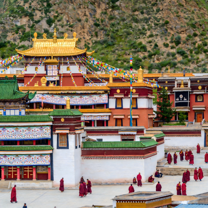 【包车游】达尔宗湖+桑科草原+拉卜楞寺一日游