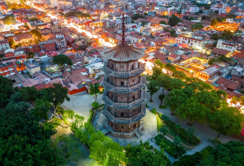 泉州开元寺+西街+蟳埔村+南少林寺一日游【讲解+午餐+接送】【[一站式服务]厦门湖里区思明区范围接送，纯玩无购物，专业导游深度讲解海丝文化。】