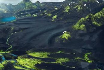 冰岛雷克雅未克-经典路线-可周边*可多日包车【精选老司机】【包车一日游，解锁旅行新方式！独立车辆配备经验丰富的老司机，为您量身打造专属行程。】