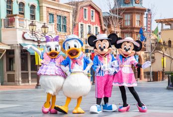 上海迪士尼度假区一日游导游/早享卡/VIP8-12项【无票】【套餐A/B[精致小团/不含门票]提前入园免绕湖+高效带玩8小时+热门演出表演】