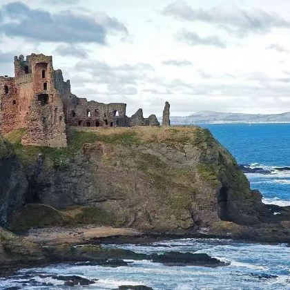 爱丁堡海滩小镇一日游：北贝里克+邓巴+圣阿布斯