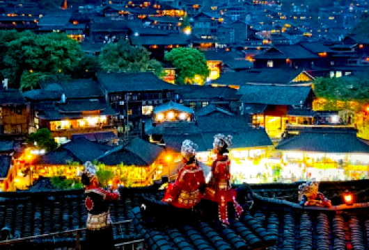 西江千户苗寨纯玩1日游【苗族聚居地，游玩贵州景点，揭开苗疆神秘面纱】