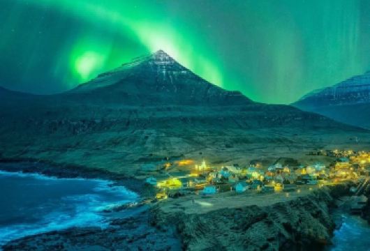 冰岛雷克雅未克-哈尔格林姆教堂-可周边-可多日【精选老司机】【包车一日游，解锁旅行新方式！独立车辆配备经验丰富的老司机，为您量身打造专属行程。】