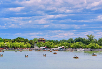 人间四月天｜恭王府+颐和园+圆明园大巴车一日活动【[门票导游]包含恭王府+颐和园+圆明园门票加导游讲解】