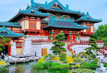 总统府+牛首山+金陵小城+大报恩寺一日活动【门票全含一车到底】【[特别安排]√漫步金陵小城，邂逅一场穿越千年的浪漫诗篇，拍照打卡；】