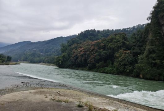 成都青城山+都江堰+灌县古城+月城湖包车一日游可中英文服务【拜水都江堰，问道青城山。】