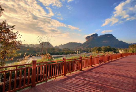 【春节保证有竹筏】武夷山+九曲溪竹筏+印象演出（可选）一日游【游武夷精华线路，九曲溪竹筏漂流，保证有竹筏，度假区内酒店接送。】