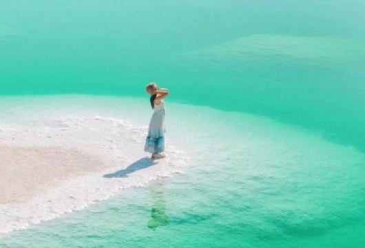 格尔木出发敦煌散团航拍小团【翡翠湖+黑独山胭脂山】纯玩一日游【精品小团，市区内免费接，含出行保险，赠送无人机航拍，出游更尽兴；】