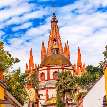 墨西哥 墨西哥城与圣米格尔德阿连德之旅（跟团旅行/一人可定）