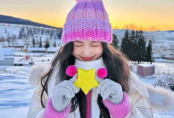 汤旺河石林景区+新青湿地一日游【独立包车游、市区上门接送】【往返专车接送，多款舒适座驾供选择，可按需量身定制行程；纯玩无购物】