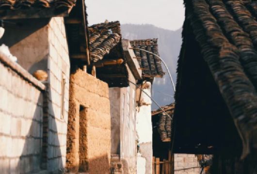 古路村探秘之旅一日游【打卡被称为“悬崖上的村庄”——古路村】