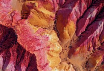 张掖七彩丹霞旅游景区+马蹄寺一日游【可看日落 小车团 市内免费接送 纯玩无购物】